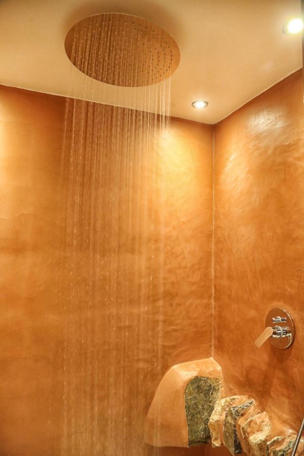 One Suite Syros แอร์มูโปลี ภายนอก รูปภาพ