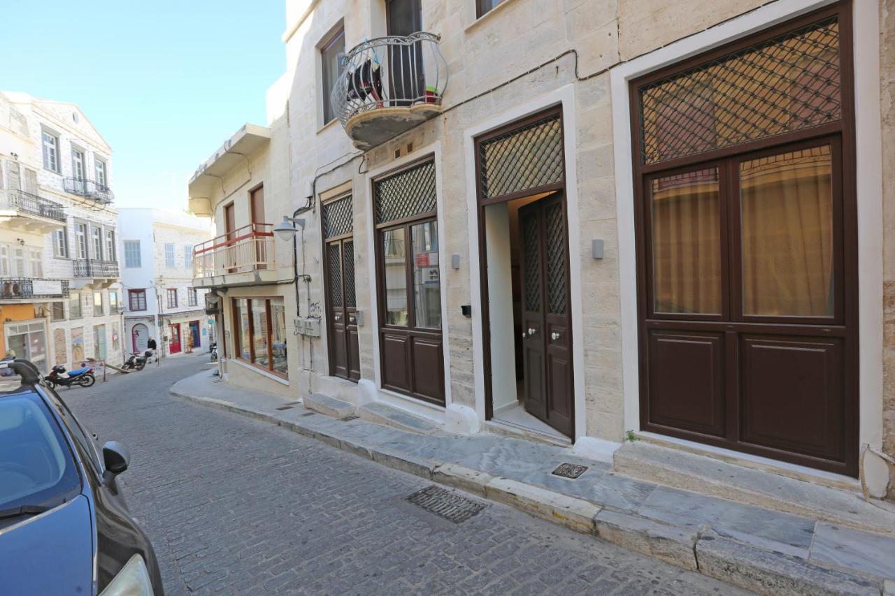One Suite Syros แอร์มูโปลี ภายนอก รูปภาพ