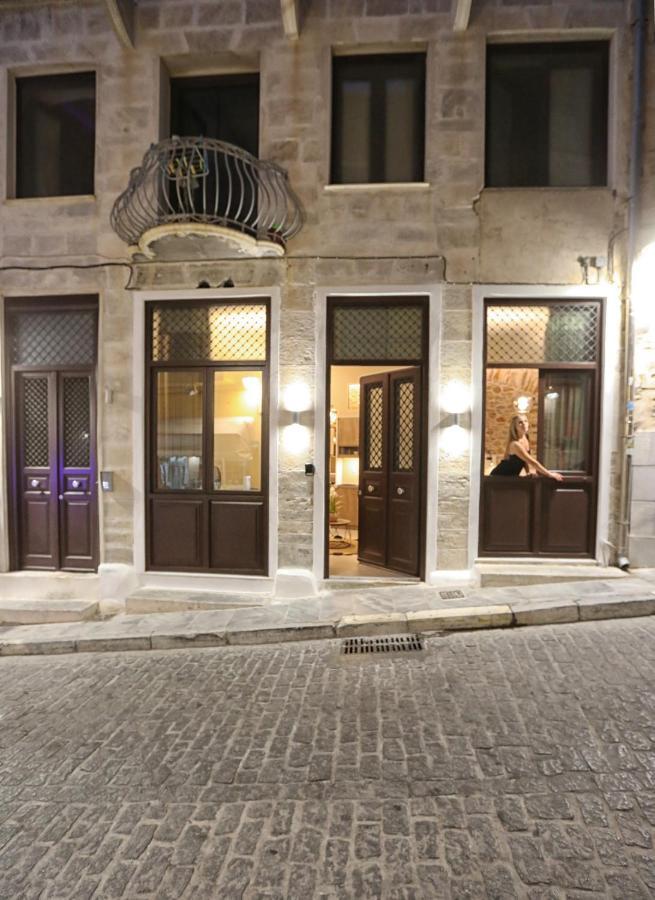 One Suite Syros แอร์มูโปลี ภายนอก รูปภาพ